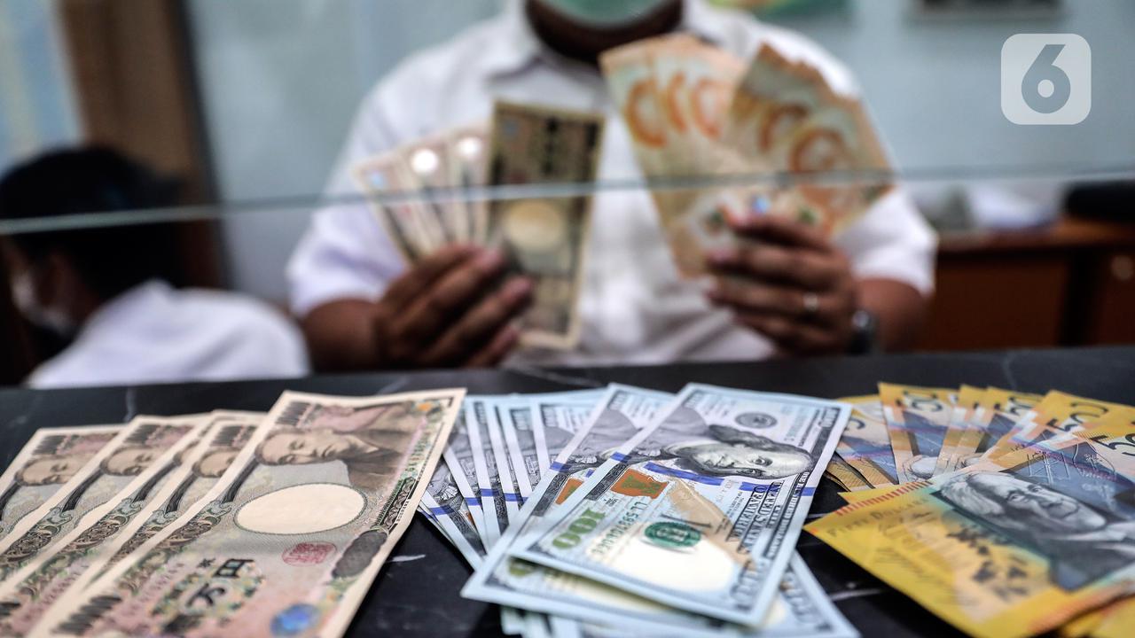 Nilai Tukar Rupiah Terhadap Dolar AS Terus Melemah