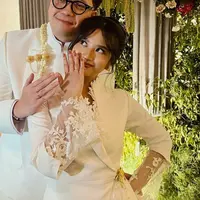 Pernikahan Putri Ikke Nurjanah dan Aldi Bragi menikah. [@adirakania]