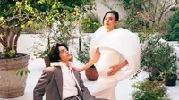 Maternity Shoot Terbaru Shenina Cinnamon dan Angga Yunanda, Romantis