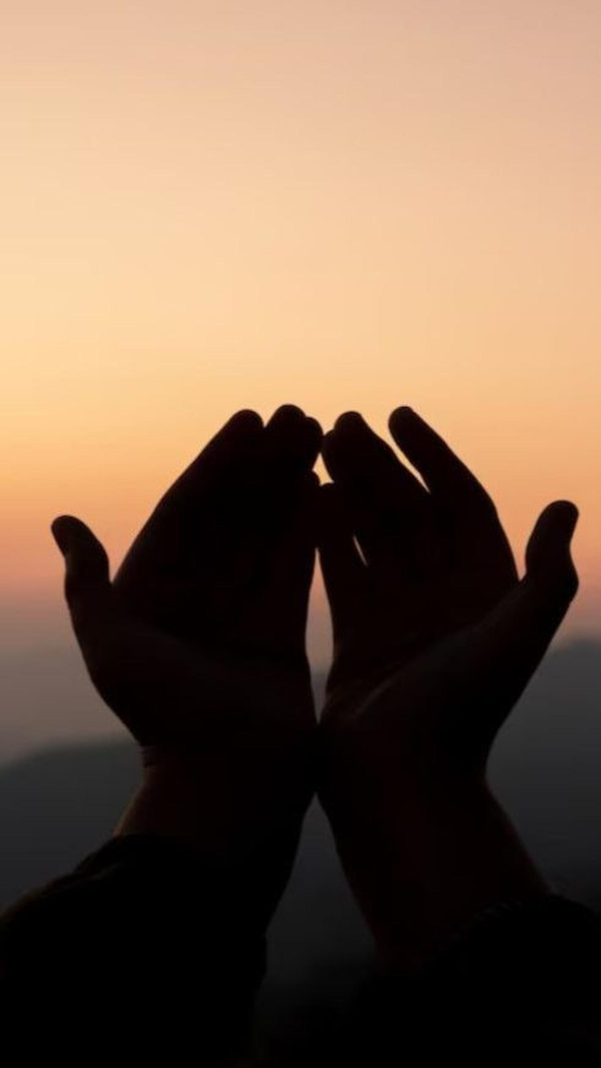 <b>Yajna dengan Mantra dan Doa</b>