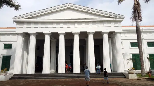 Museum Seni Rupa dan Keramik.