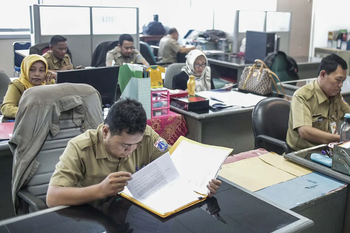 Hari Pertama Masuk, PNS DKI Jakarta Langsung Aktif Bekerja