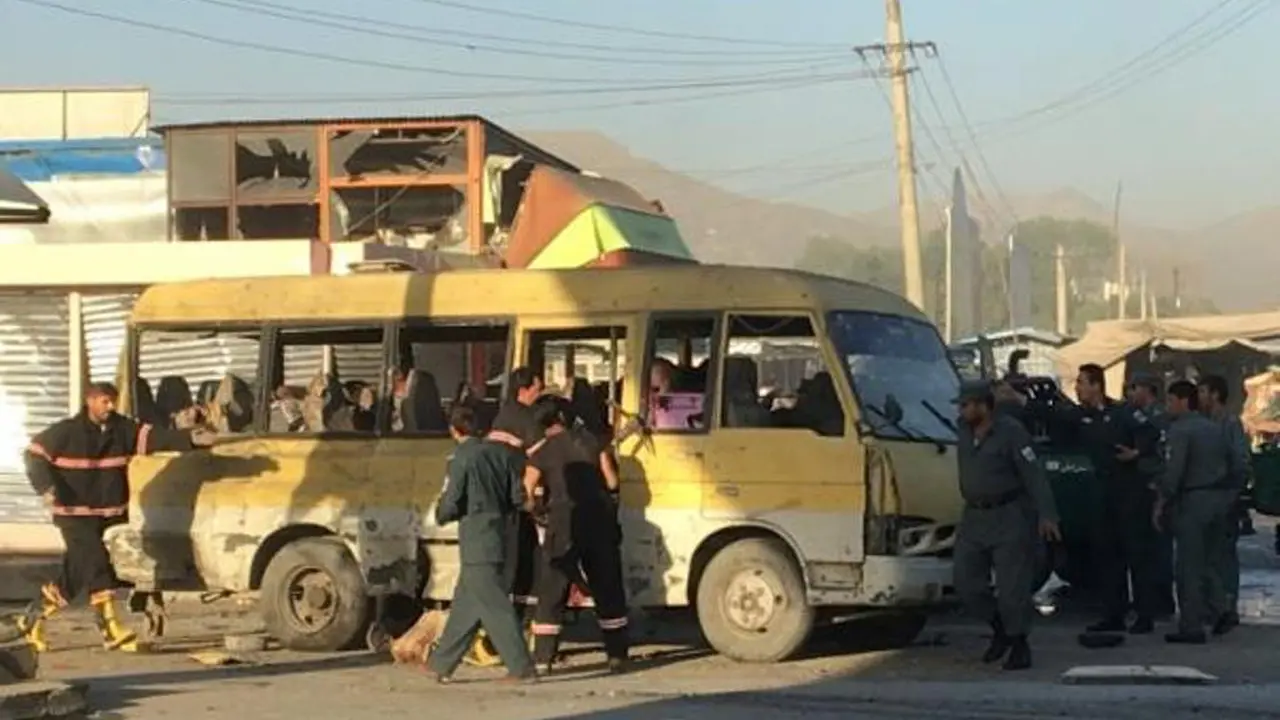 Bomber Taliban Serang Mini Bus, 14 Petugas Keamanan Tewas