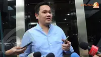 Digugat Cerai Nia Daniati, Farhat Abbas Santai