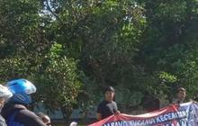 Viral Warga di Sleman Demo soal Jalan Rusak, Tuntut Tanggung Jawab Pemerintah