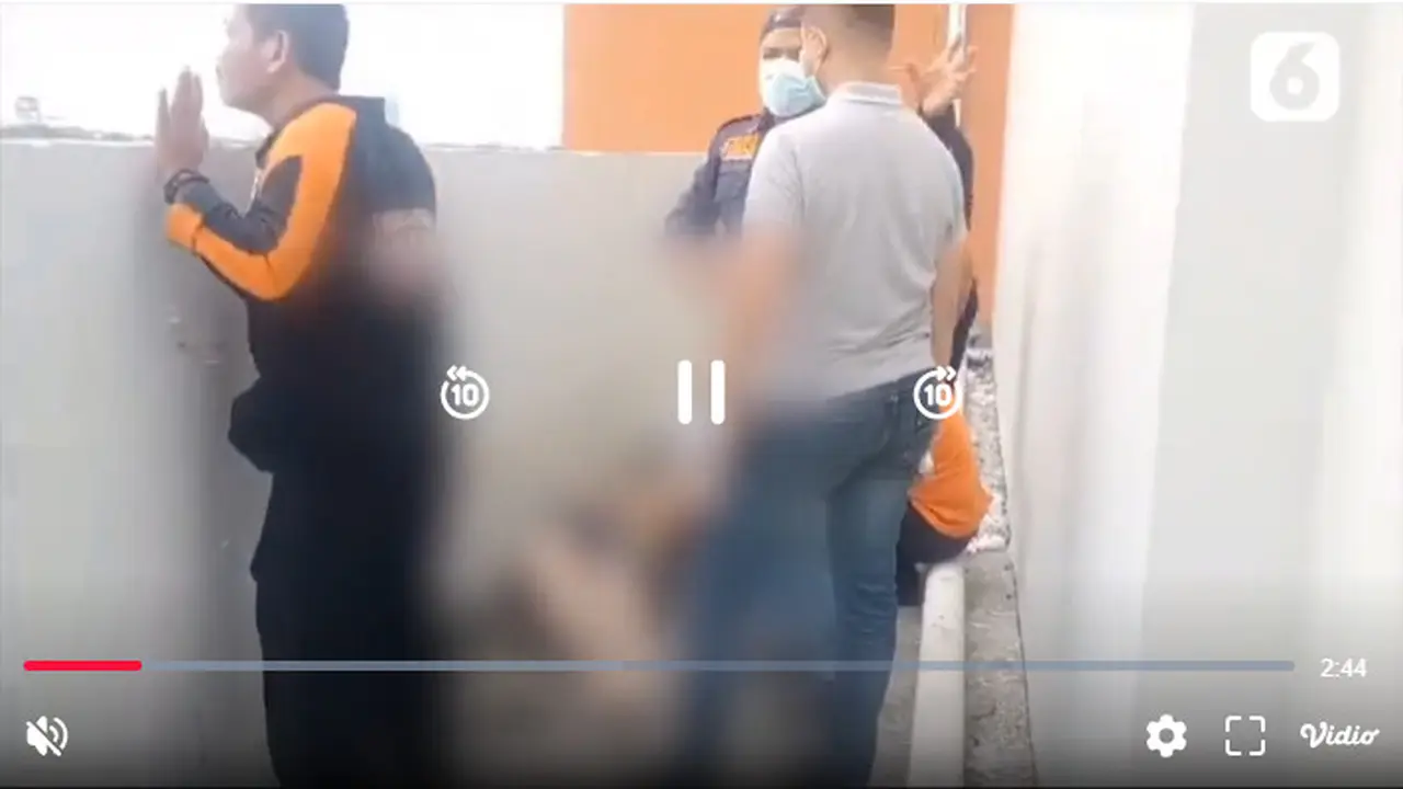 Mayat Pria Ditemukan di Lantai 3 Mal Kelapa Gading