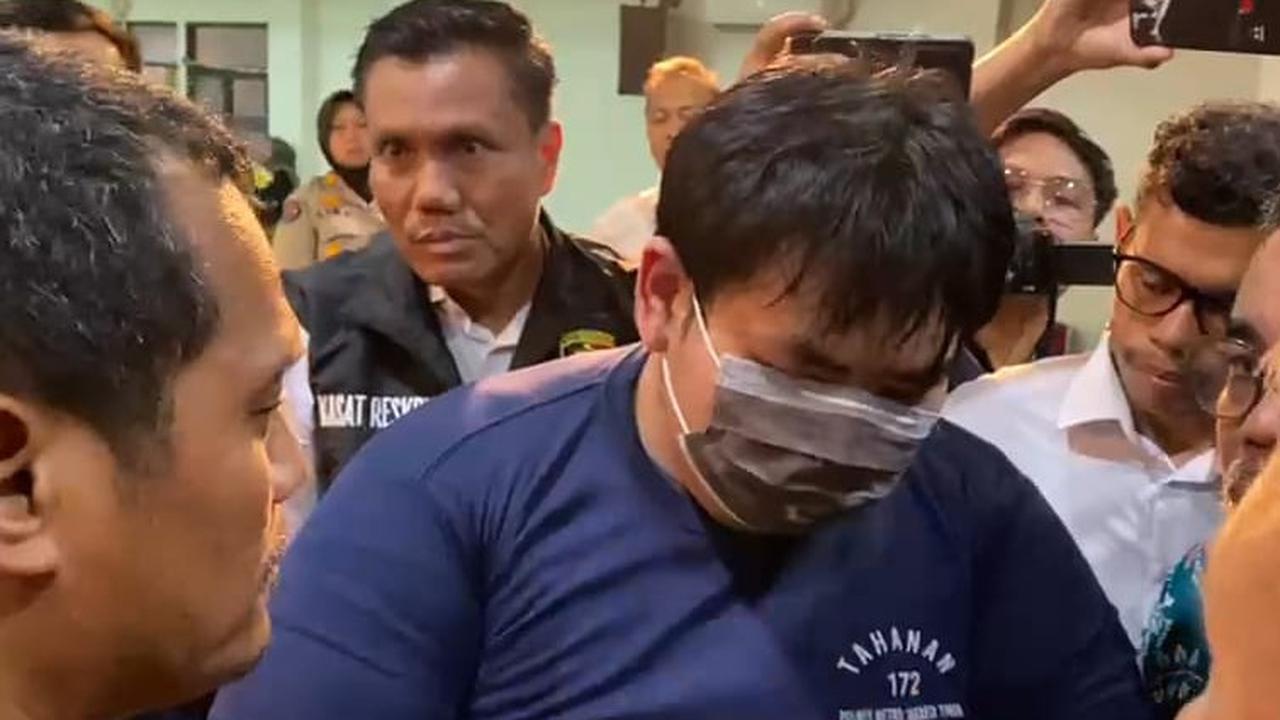 Semula Garang, Anak Bos Roti George Sugama Halim Tertunduk dan Mengaku Khilaf Aniaya Karyawati