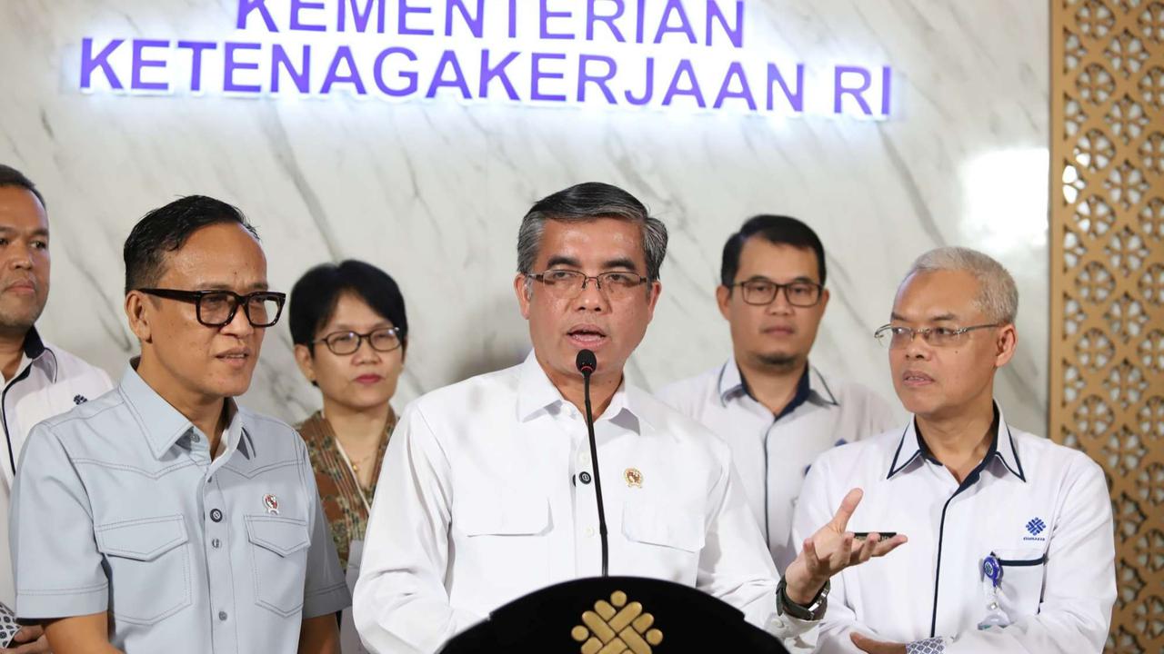 Menaker Terbirtkan SE Baru, Perusahaan Dilarang Batasi Usia dan Hapus Syarat Good Looking Bagi Pelamar Kerja