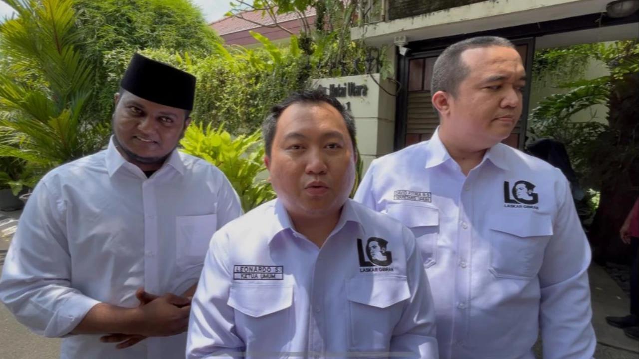 Relawan Laskar Gibran Temui Jokowi, Ada Apa?