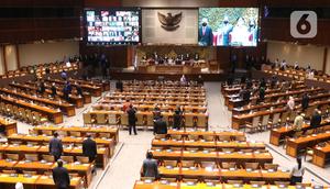 Suasana rapat paripurna ke-15 masa sidang IV tahun 2020-2021 di Kompleks Parlemen, Senayan, Jakarta, Selasa (23/3/2021). Rapat beragendakan mendengar laporan Baleg DPR terkait penetapan prolegnas RUU Prioritas tahun 2021. (Liputan6.com/Angga Yuniar)