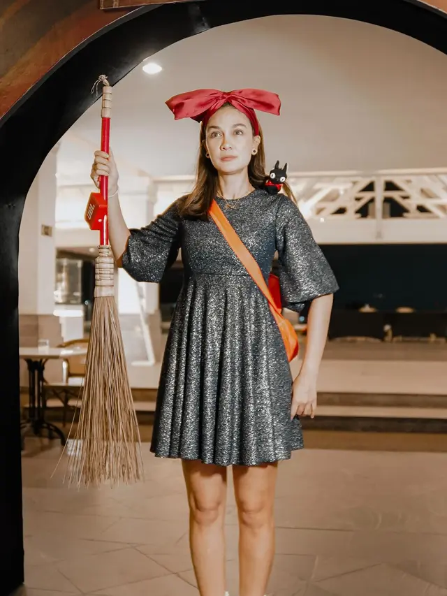 7 Potret Seleb Indonesia Rayakan Halloween, Sosok Luna Maya Curi Perhatian