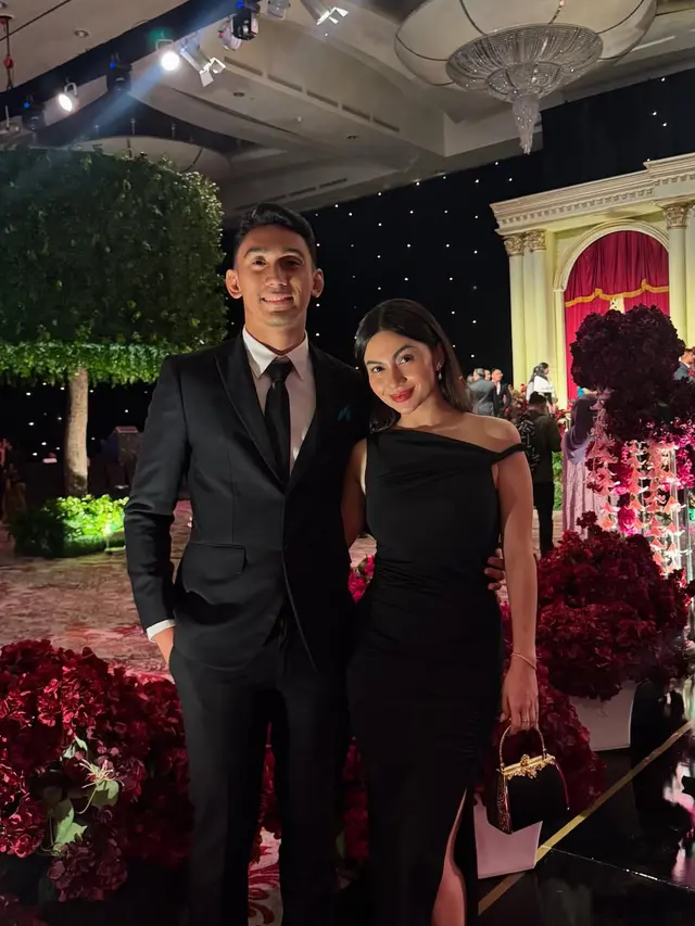 Pesona Effortless Ariel Tatum Temani Daffa Wardhana dan Marini Zumarnis Kondangan, Serasi dengan Calon Mertua