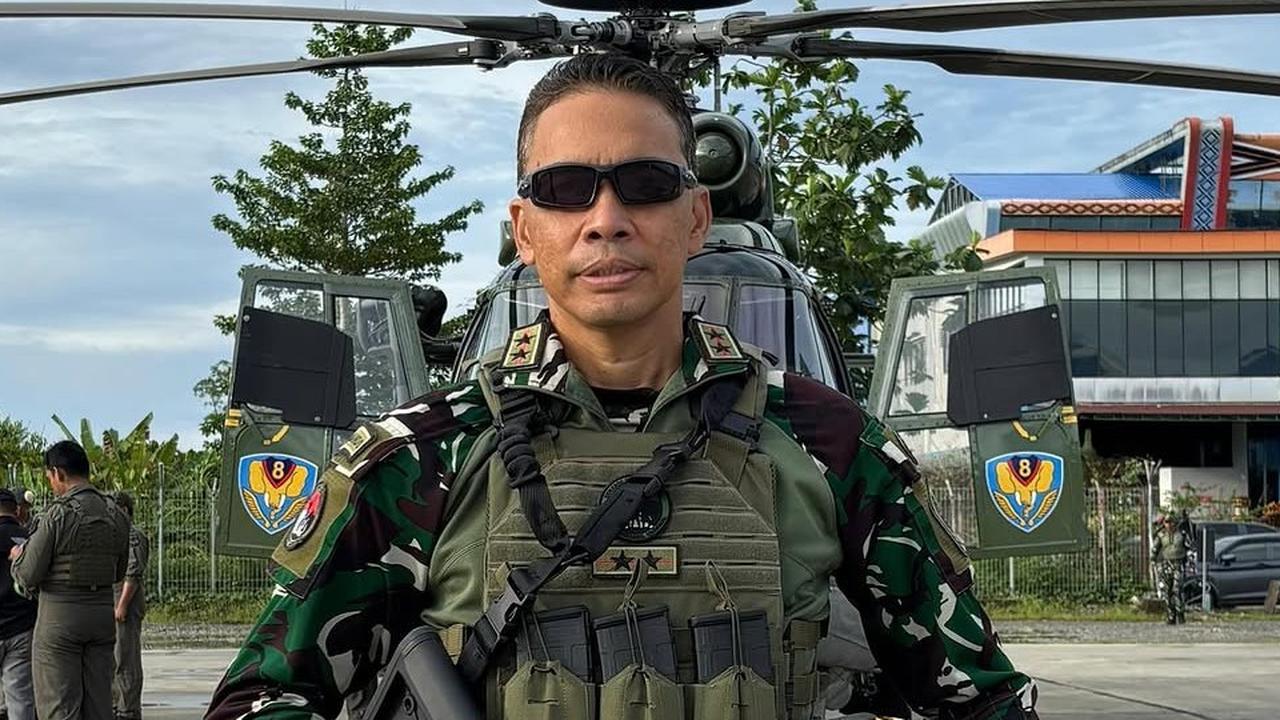 Jenderal TNI Lulusan Terbaik Akmil Turun Tangan ke Tanah Papua, Gagah Tenteng Senjata Ini yang Dilakukan