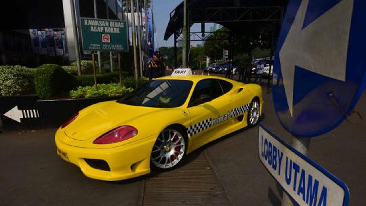 Taksi Ferrari, hanya untuk syuting film