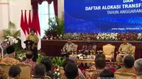 Menteri Keuangan (Menkeu) Sri Mulyani Indrawati dalam acara Penyerahan Daftar Isian Pelaksanaan Anggaran (DIPA) dan Buku Alokasi Transfer Ke Daerah Tahun Anggaran 2024 di Istana Negara di Jakarta, Rabu (29/11/2023).