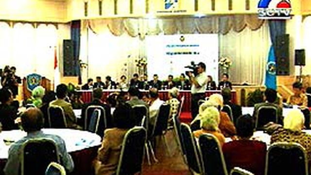 Tiga Tokoh Mendapatkan Pena Emas PWI - News Liputan6.com