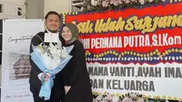 Kelulusan suami Kesha Ratuliu (Sumber: Instagram/kesharatuliu05)