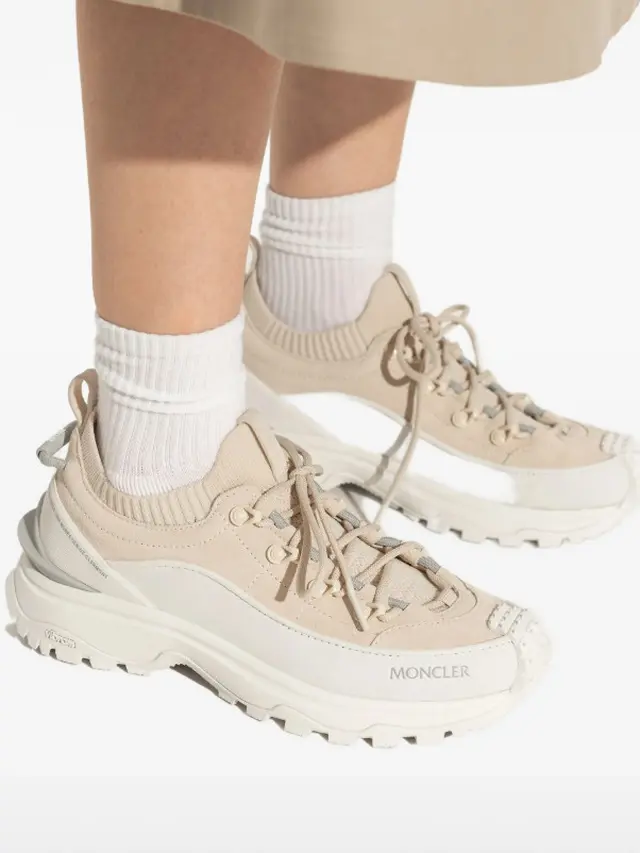 Jangan Disepelekan! Pentingnya Sepatu Saat Pendakian Hindari Cedera hingga Terjatuh ke Jurang