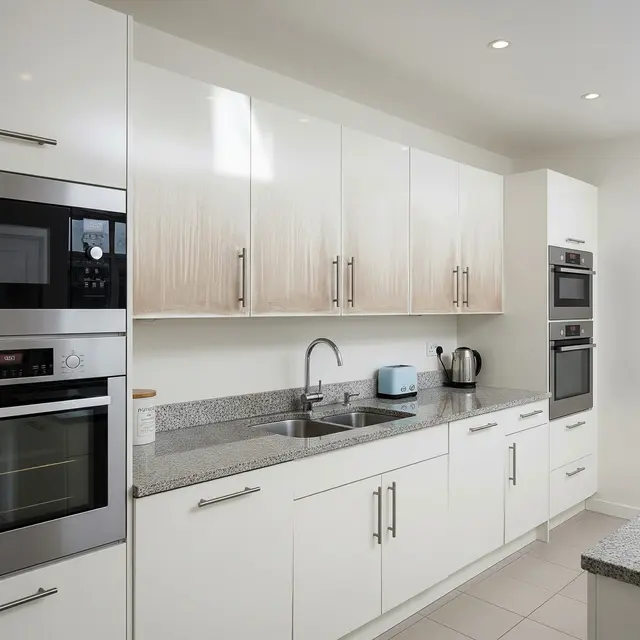 Lemari Dapur Berminyak (Image by Gemini AI)