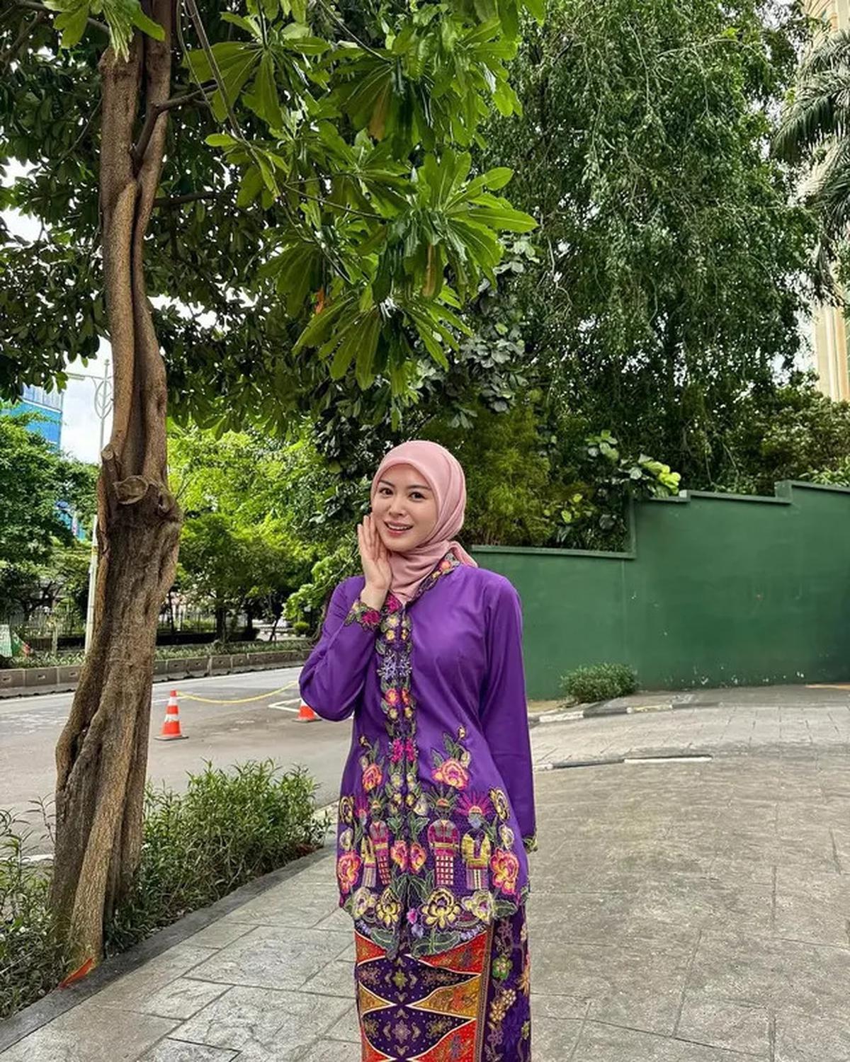 6 Potret Lebaran Ayana Moon di Jakarta dan Malaysia, Semua Berkesan