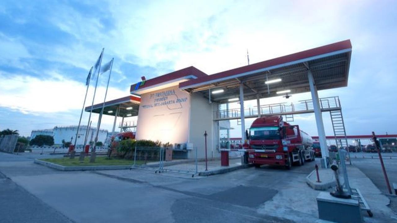 Resmi Kolaborasi, Krakatau Steel Sediakan Pipa Baja untuk Salurkan BBM ke Terminal Plumpang