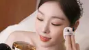 <p>Makeup tipis justru membuat kecantikan Kim Yuna semakin terpancar. (Foto: Instagram/ yunakim)</p>