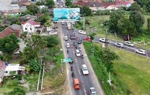 Antisipasi Kemacetan, Polres Lampung Selatan Terapkam Sistem One Way Menuju Tempat Wisata