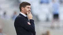 Steven Gerrard akhirnya kembali lagi ke Liga Inggris namun bukan menjadi pemain lagi melainkan sebagai pelatih kepala. Ia ditunjuk untuk menukangi Aston Villa usai mampu mengantar Glasgow Rangers menjuarai Liga Skotlandia dengan status tak terkalahkan pada musim lalu. (AFP/TT News/Andreas Hillergen)