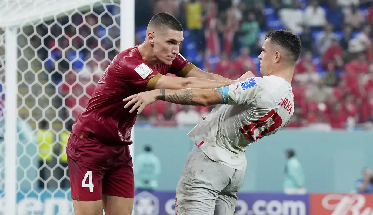 Sesuai prediksi, laga yang dimainkan di Stadium 974 ini menyuguhkan duel dua tim yang tampil habis-habisan demi lolos ke babak 16 besar. Level kedua tim pun bisa disebut seimbang. (AP/Ricardo Mazalan)