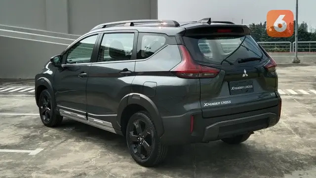 Mitsubishi Xpander Cross Rockford Fosgate Black Edition