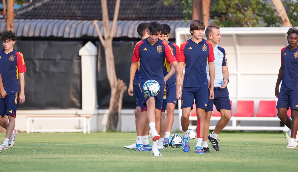 Spanyol dan Mali sama-sama meraih tiga poin usai mengalahkan Kanada dan Uzbekistan di laga perdana. (doc.LOC WCU17/RKY)