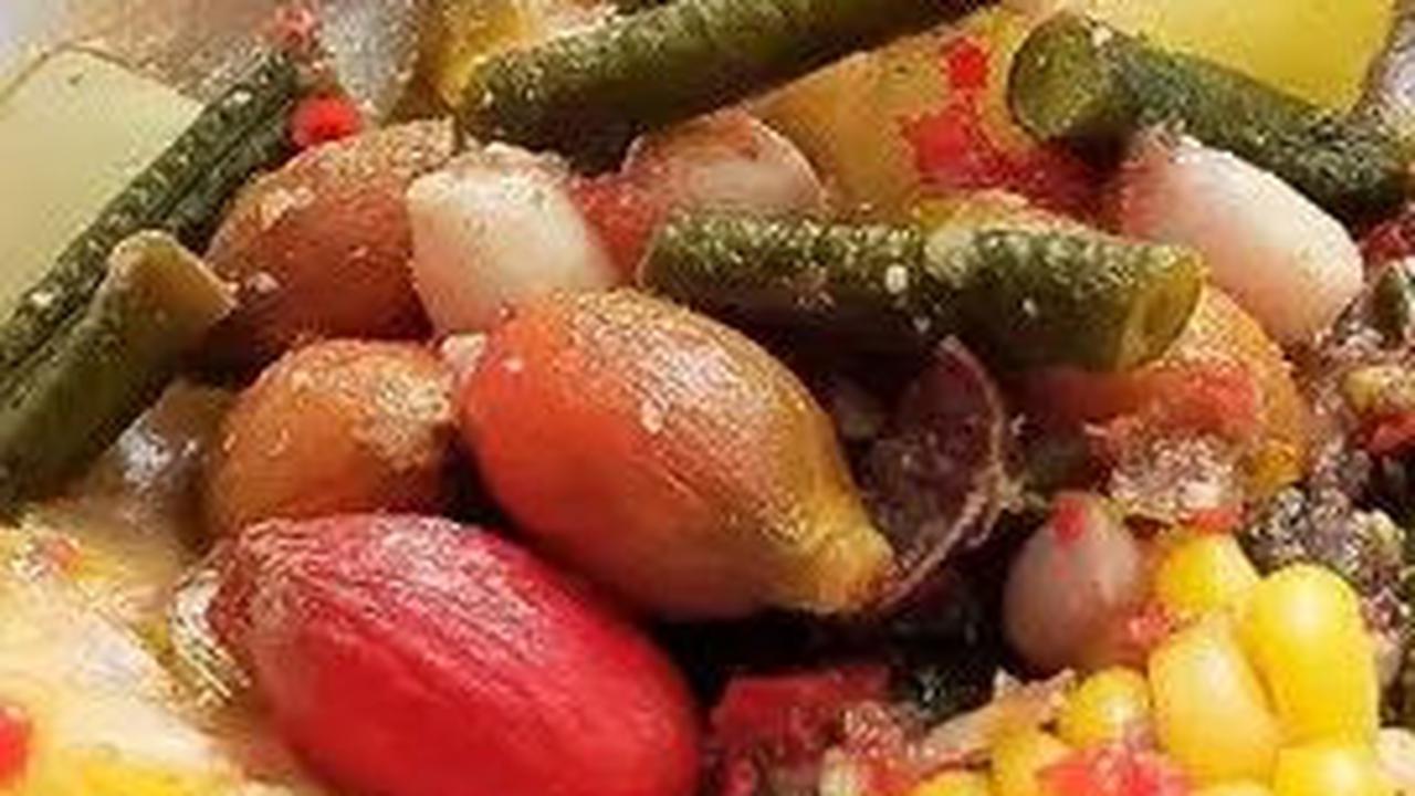 1. Sayur Asem Jawa Sederhana