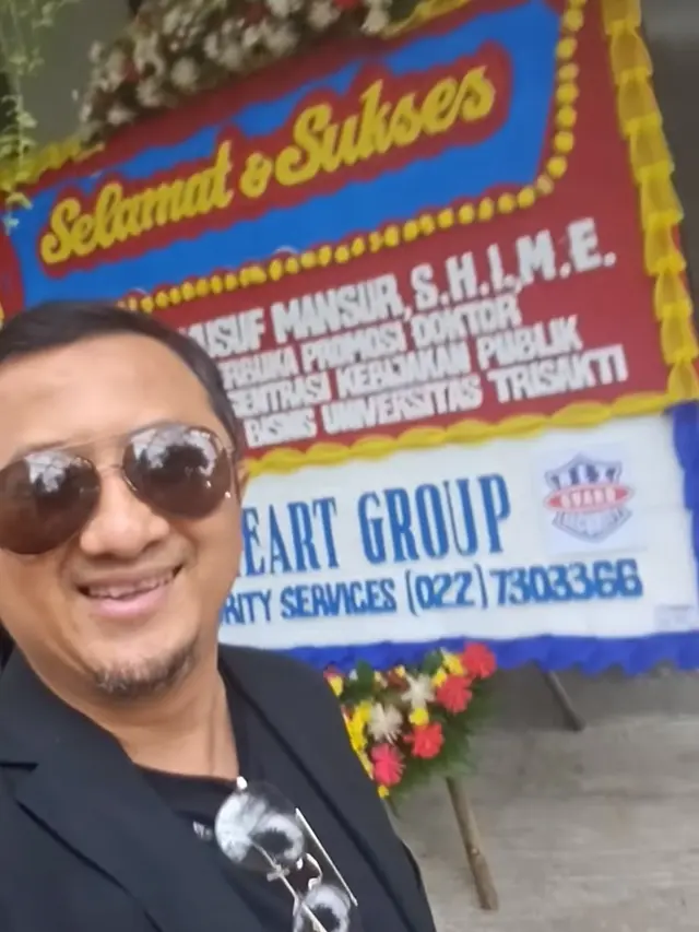 Yusuf Mansur Raih Gelar Doktor