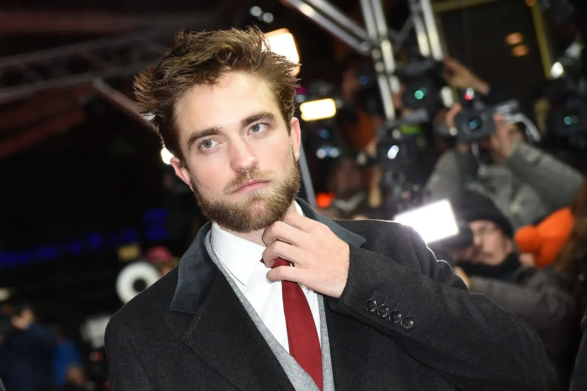[Bintang] Robert Pattinson