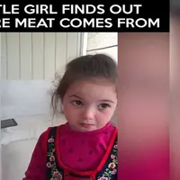Mencintai Binatang, Gadis Kecil Ini Tidak Mau Makan Daging