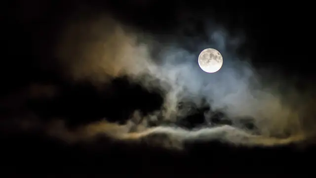 Mitos Gerhana Matahari Cincin