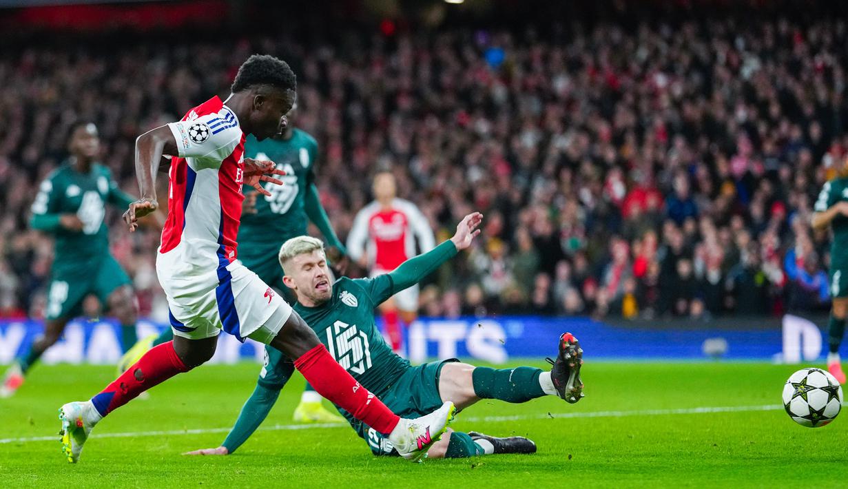 Sesuai prediksi, AS Monaco sulit mengimbangi permainan tuan rumah. Kali ini tiga gol Arsenal datang dari brace Bukayo Saka (34', 78') dan aksi Kai Havertz (88'). (AP Photo/Dave Shopland)