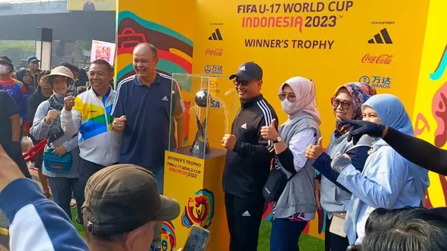 Tur Trofi Piala Dunia U-17 di Bandung
