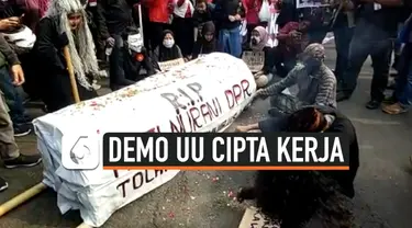 dukun demo