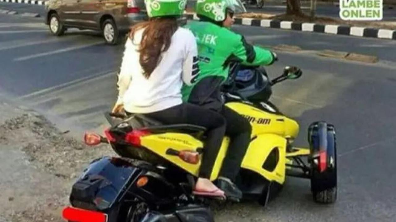 3. Seperti bermain motor-motoran