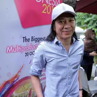 Selain EMMA, Abdee Negara juga siap meramaikan konser tersebut. Bersama dengan Slank, ia mengaku siap. Meski dirinya mengaku belum tahu persis konsep yang akan dibawakan. (Deki Prayoga/Bintang.com)