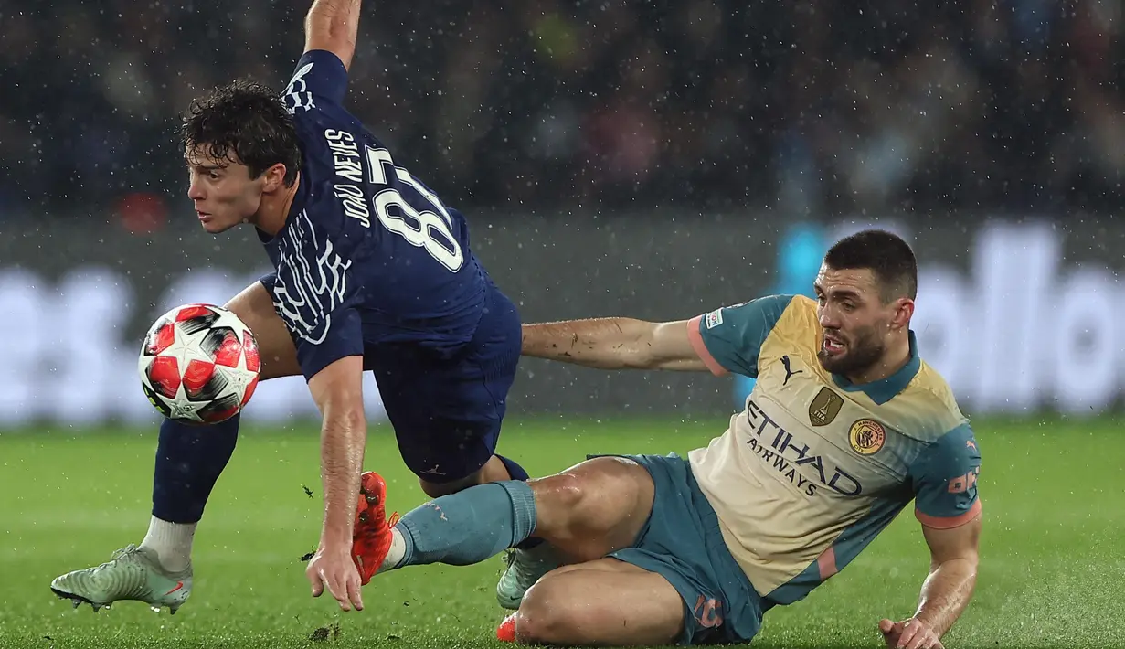 PSG sukses mengalahkan Manchester City dengan skor 4-2. (Franck FIFE/AFP)