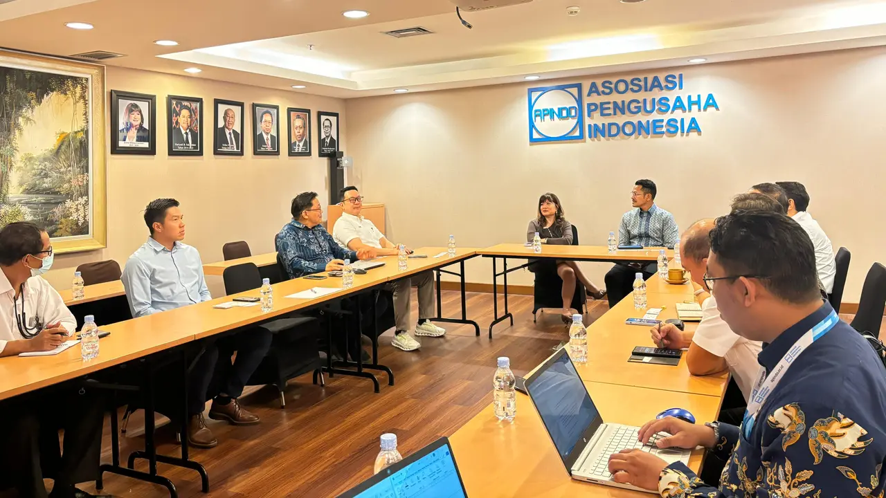 Perkumpulan Perusahaan Pendingin Refrigerasi Indonesia berdiskusi dengan APINDO terkait wacana pemerintah memindahkan pelabuhan impor ke wilayah timur Indonesia. (Dok PEPRINDO)