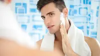 Trik Tampil Clean dan Memikat saat Kencan Pertama Demi First Impression Terbaik
