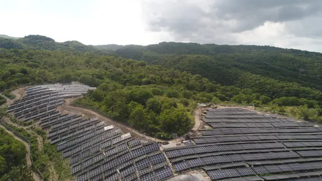 Pembangkit Listrik Tenaga Surya (PLTS) Hybrid Nusa Penida