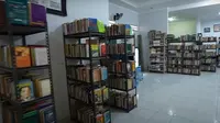 Potret koleksi buku Habib Ja’far (Sumber:YouTube/Taulany TV)