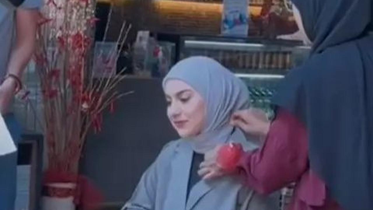 Ia terlihat sudah menjadi single mom, mengingat Irish Bella sudah hampir satu tahun tak mengunggah potret kebersamaan bareng Ammar Zoni.