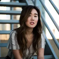 ilustrasi perempuan/Photo by Daniel Rigdon on Unsplash