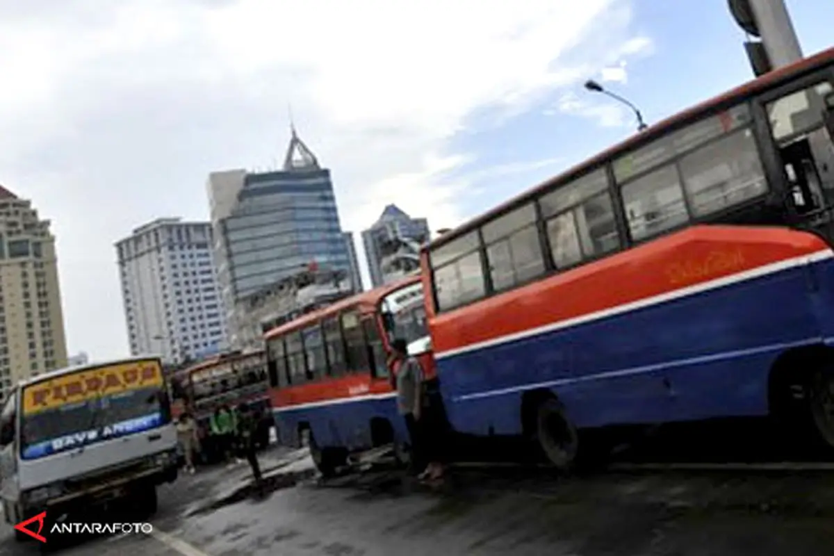 metromini-tarif-130618b.jpg