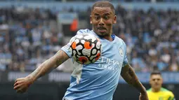 Gabriel Jesus. Striker Brasil berusia 24 tahun yang kini memasuki musim ke-6 bersama Manchester City sejak didatangkan dari Palmeiras pada musim 2016/2017 total telah mencetak 52 gol dari 151 laga di Liga Inggris. Tanpa hattrick, raihan terbaiknya adalah 8 kali brace. (AFP/Adrian Dennis)